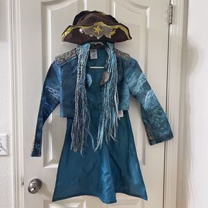 Disney Store Descendants 2 Uma Costume Jacket Girls Size 9-10 + Hat with Braids